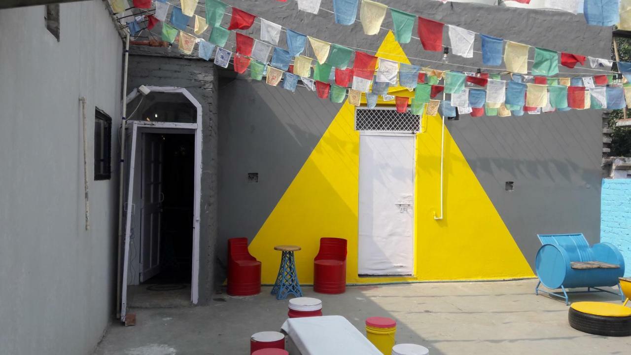 Bunk Hostel Delhi Nova Deli Exterior foto