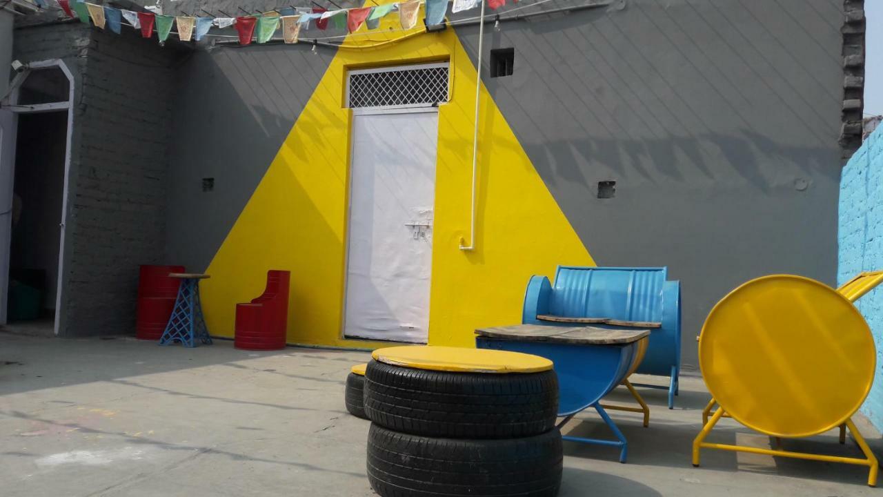 Bunk Hostel Delhi Nova Deli Exterior foto
